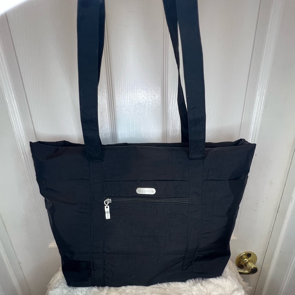 BAGGALLINI EXPANDABLE TRAVEL SHOPPING TOTE - Picture 3 of 10